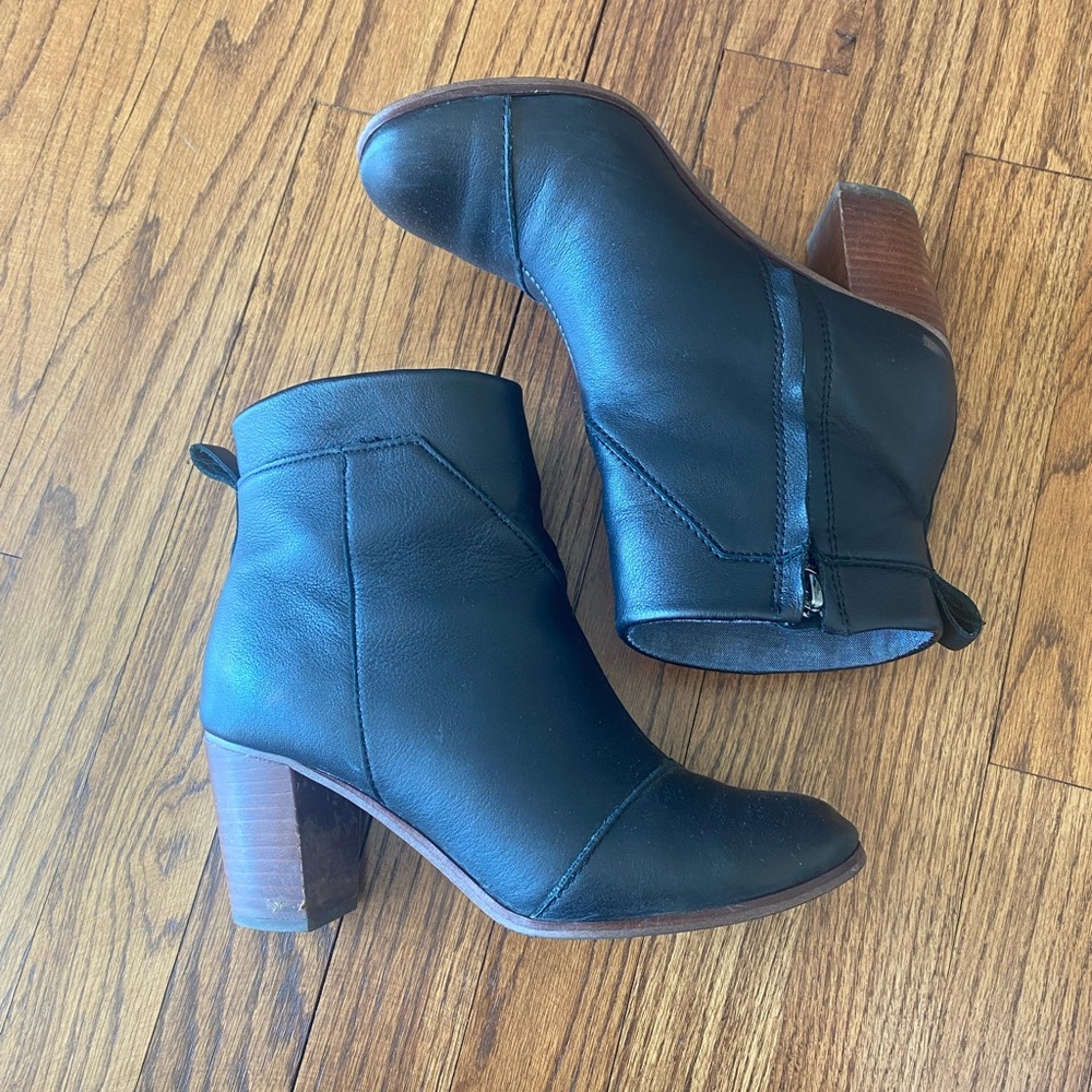 Toms Lunata Black Ankle Boots with Chunky Stacked Heel